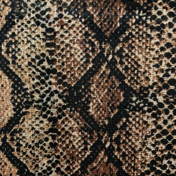 ZARA - Mock Neck Snake Print Top - Picture 4 of 4